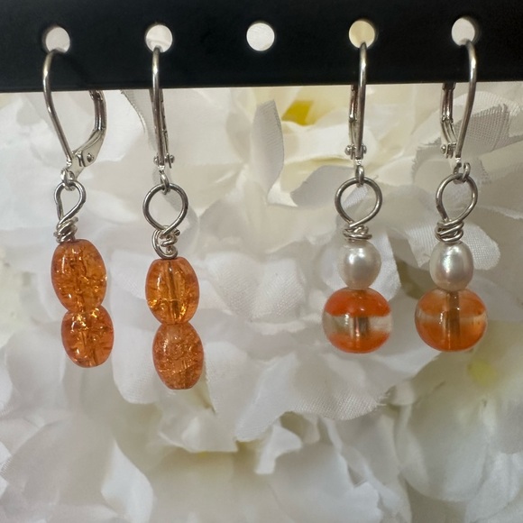Set Of Two Pairs of Earrings Orange/Silver Tone - Picture 1 of 5
